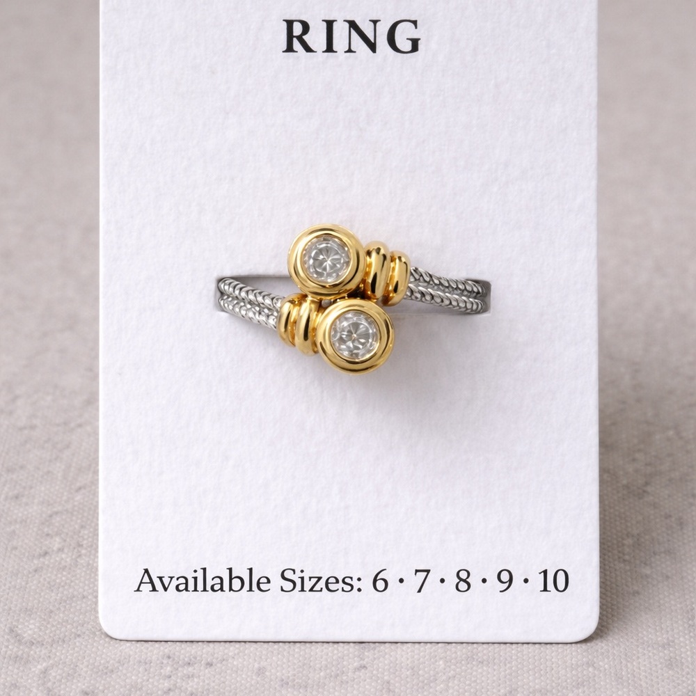 Elegant Gold and Silver Ring size 6 - Picture 2 of 3
